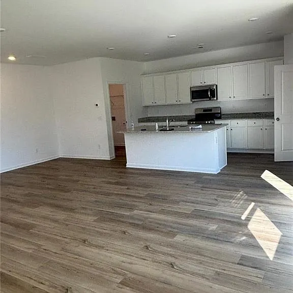 140 Red Maple Way — Photo 5