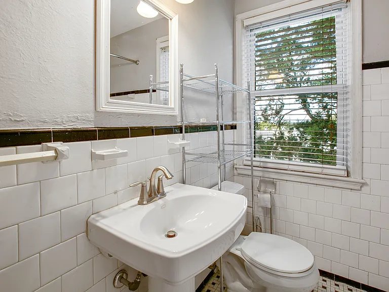 1125 Roland Heights Ave — Photo 23
