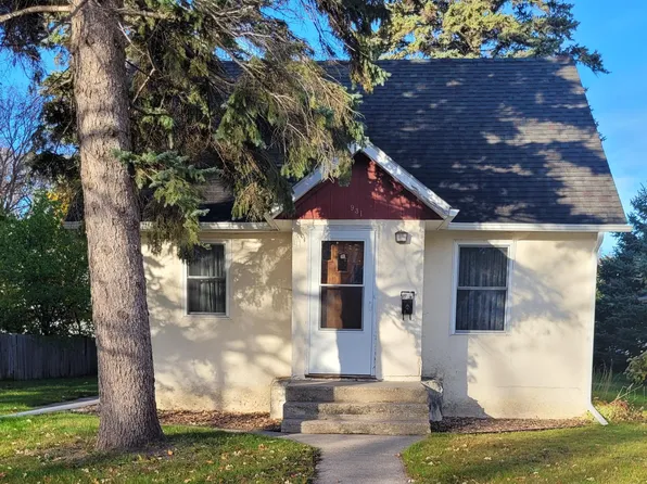 931 Main Ave N, Thief River Falls, MN 56701
