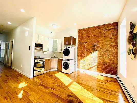 Rented by GROOME REALTY LLC | media 3