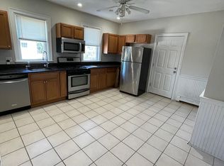 8 Sheafe St #3, Chestnut Hill, MA 02467