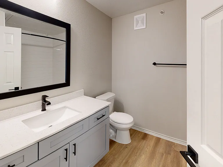Lakeline Villas — Photo 47