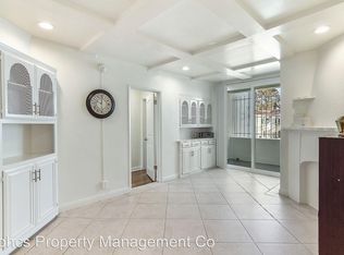 125 N Mansfield Ave, Los Angeles, CA 90036