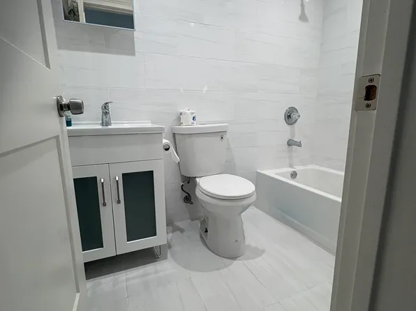 (undisclosed Address), Bayside, NY 11361