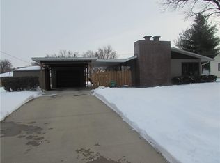 810 Middle St, Knoxville, IA 50138