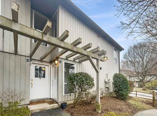 64 Villa Dr, Peekskill, NY 10566