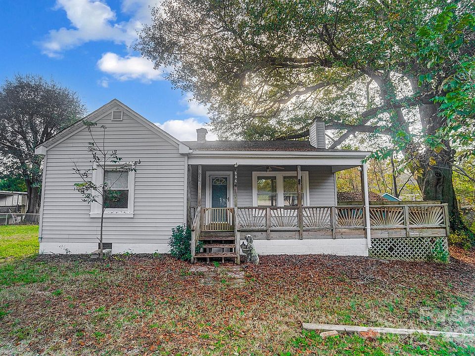 1st image of 686 Childers St