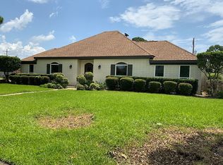 3003 Memphis Ave, Nederland, TX 77627