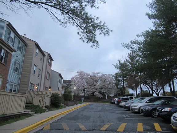 4th image of 20000 Appledowre Cir #409