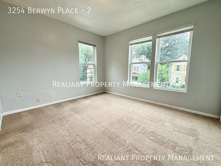 3254 Berwyn Pl #2 — Photo 9