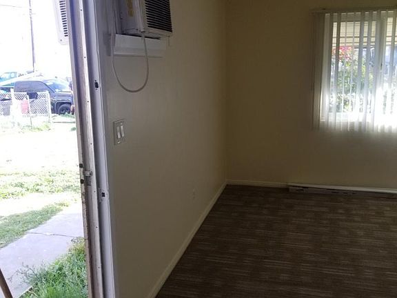 4th image of 1330 Walnut St
