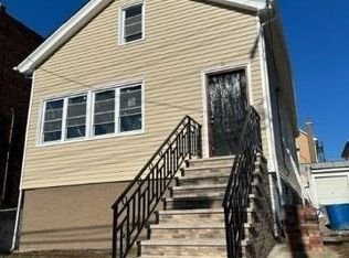 945 E 216th St #TOM, Bronx, NY 10469 | MLS #1642558 | Zillow