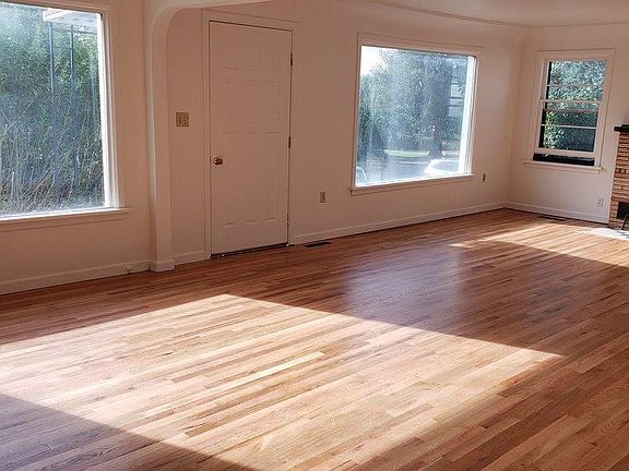 4th image of 415 S Jennings Ave