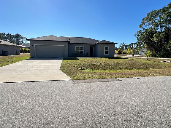 3rd image of 1750 Loquat Ct NW