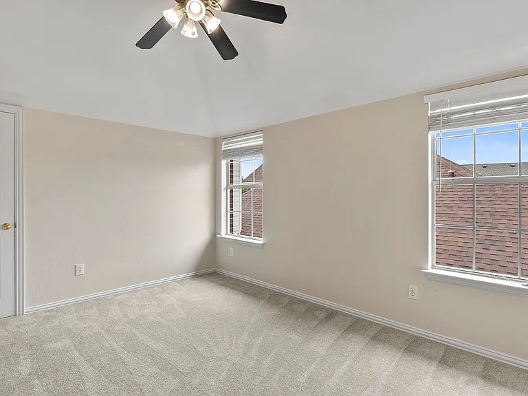 3212 Cantura Dr — Photo 21