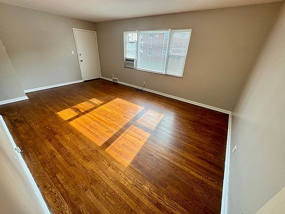 5th image of 1234 King Ave #E