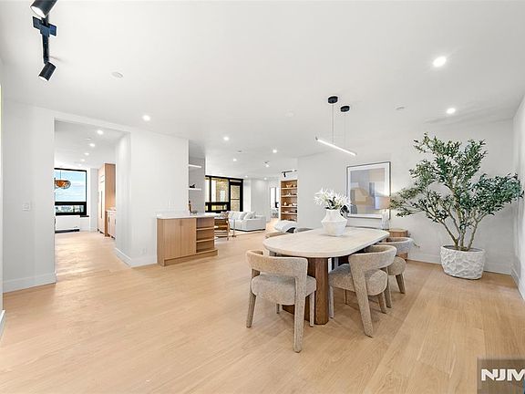 5th image of 800 palisade Avenue #24 E