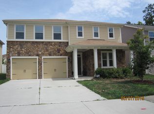 912 Downing Glen Dr, Cary, NC 27519