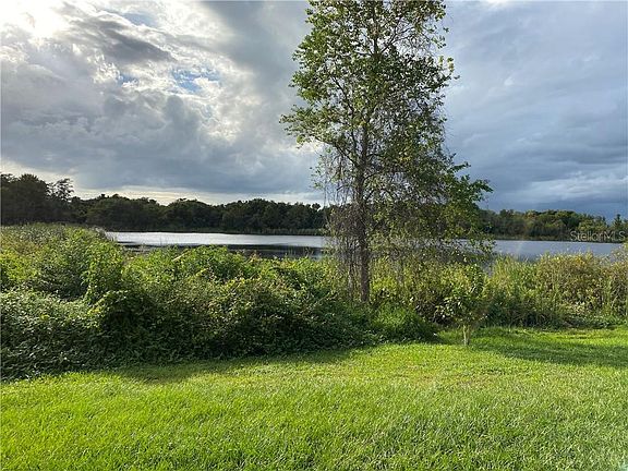 5th image of 4354 Aqua Vista Dr #H