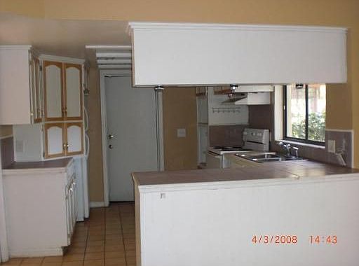 2nd image of 4917 Briar Oaks Cir