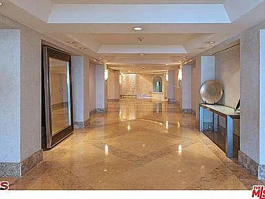 Hall way