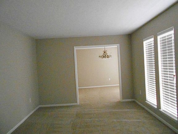 5th image of 1702 Lone Eagle Cir