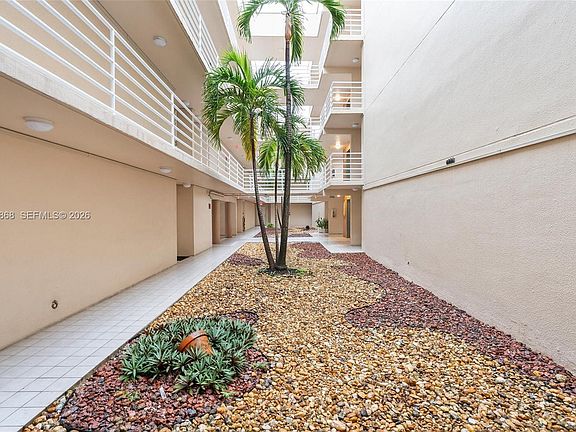 4th image of 8050 NW 8th St #1110