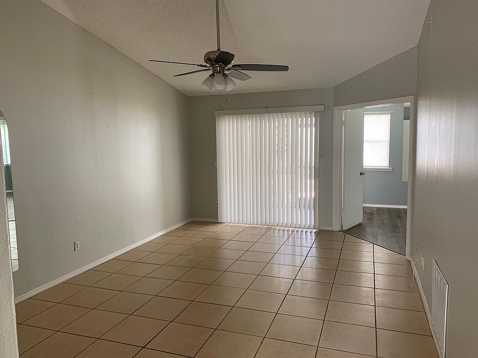 1st image of 272 Ixora Dr