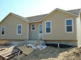 2203 Bateley, St Joseph, MO 64503