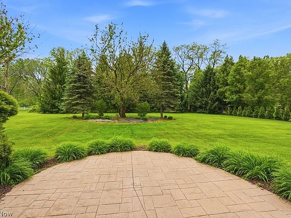 4th image of 8428 Evergreen Dr