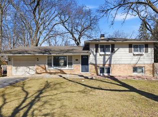 228 41st St, Downers Grove, IL 60515