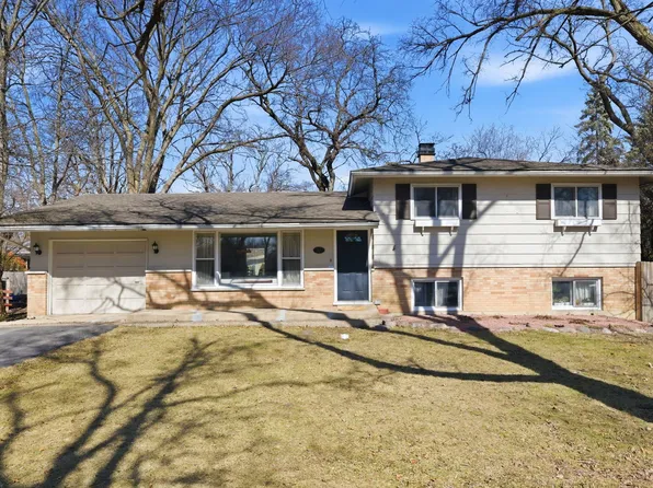 228 41st St, Downers Grove, IL 60515