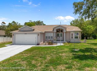8382 Christopher Ln, Weeki Wachee, FL 34613