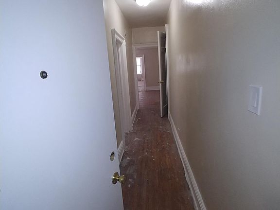4th image of 93 Fairview Ave APT D2