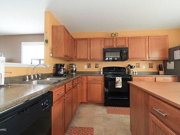 4th image of 1221 Odell Farm Ln
