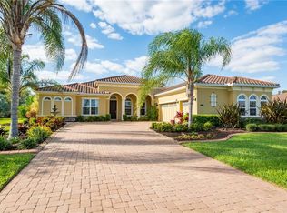 368 165th Ct NE, Bradenton, FL 34212