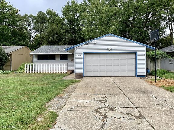 2nd image of 556 Abbyshire Dr