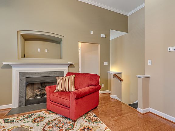 5th image of 15323 Pahlmeyer Ln