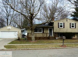 134 Delaware Dr, Lansing, MI 48911