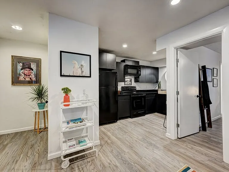 511 NW 29th St #3 — Photo 21