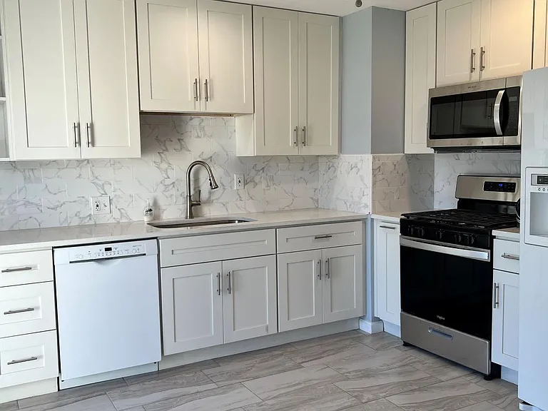 2490 Bonniebrook Dr — Photo 9