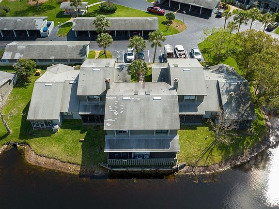 4th image of 200 Lemon Tree Ln Unit 3