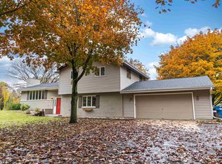 N2813 Alphorn Ln, Appleton, WI 54913