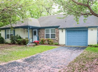 98 Morning Glory Ln, Whiting, NJ 08759