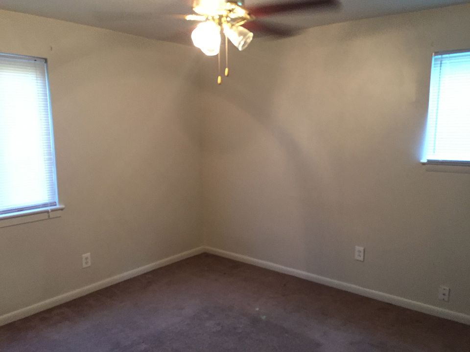 2nd image of 1349 W 40th St