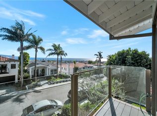 857 6th St, Manhattan Beach, CA 90266