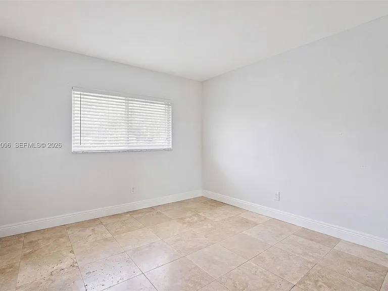 14102 SW 167th Ter — Photo 14