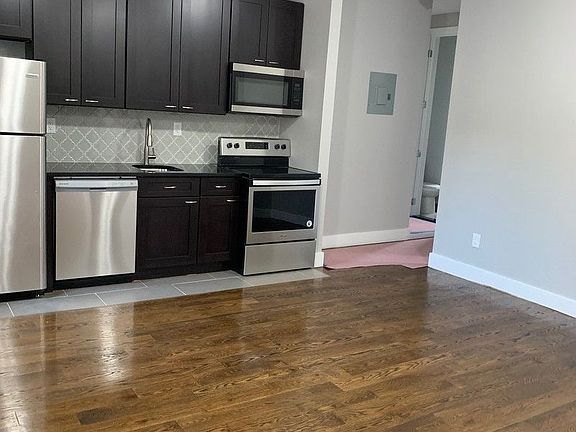 5th image of 1020 President St #4I