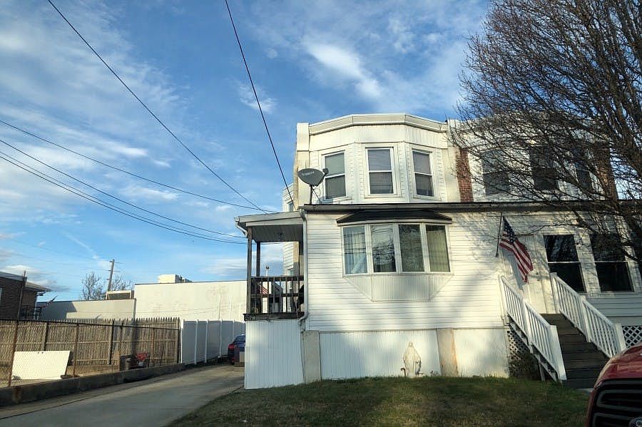1st image of 228 Cedar Ave