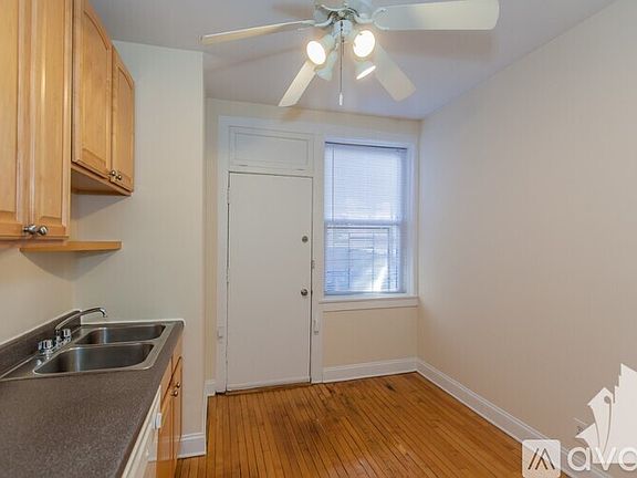 5th image of 859 W Cornelia Ave #851-2N